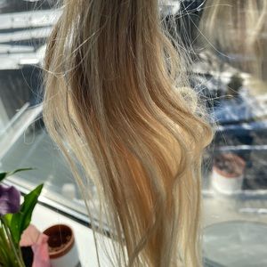 Beautiful tape in extensions!